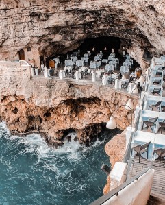 374548f4f6a21978900a76221581c418