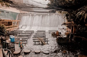 Villa-Escudero-Waterfalls-Restaurant-007